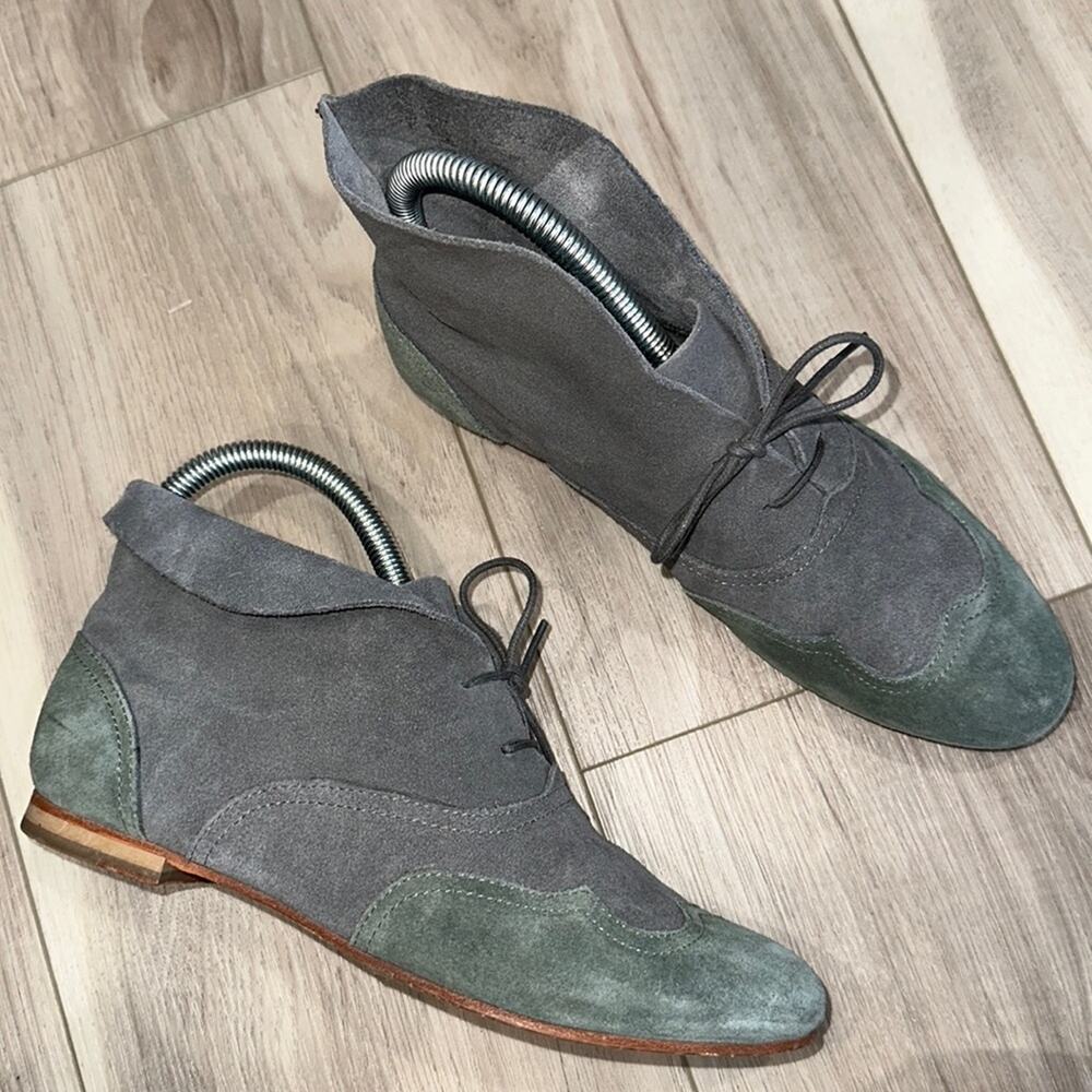 Wolverine 1000 mile bettula in blue gray suede wingtip chukka boots size 6.5